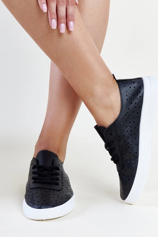 Mustad ažuursed Manoeki tossud