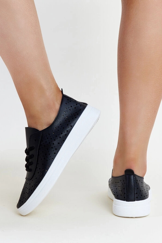 Mustad ažuursed Manoeki tossud