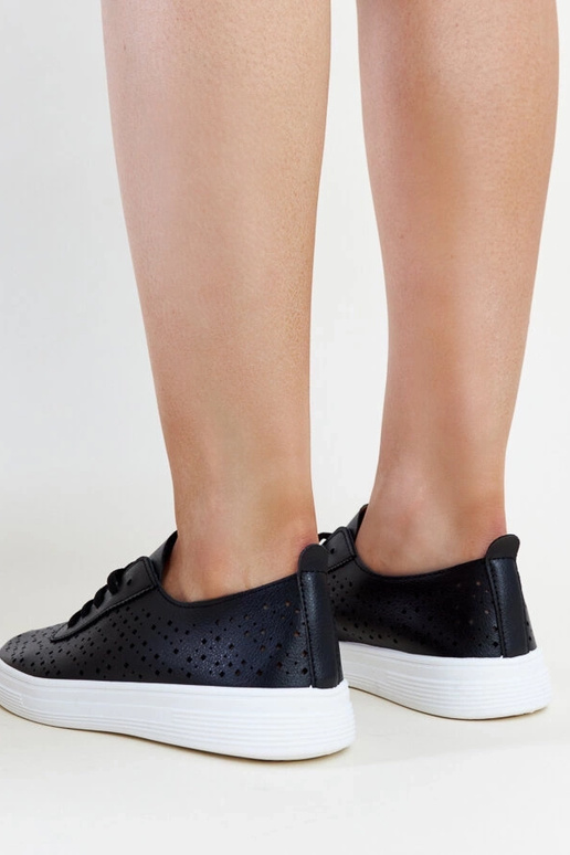 Mustad ažuursed Manoeki tossud