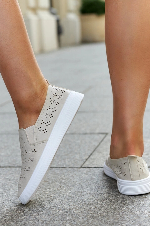 Beežid Hilal Slip-On tossud