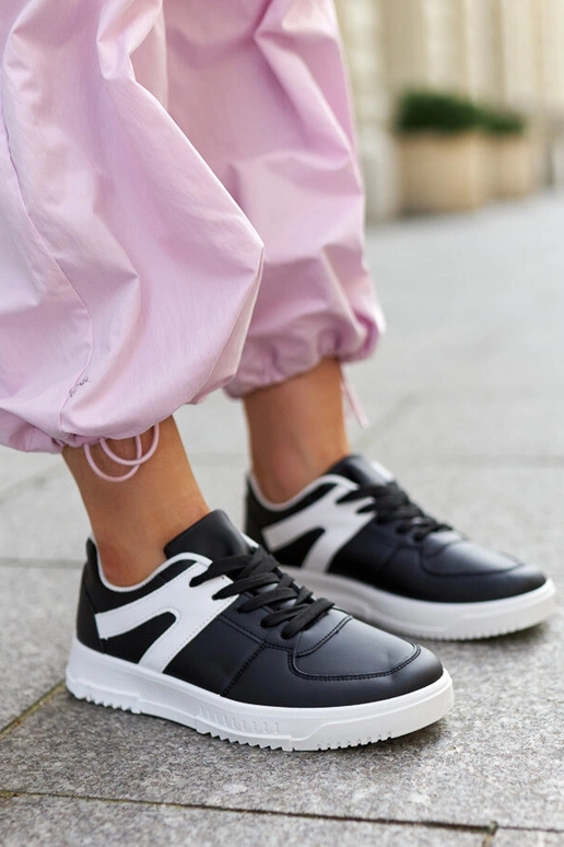 Mustad Hagara sporditossud