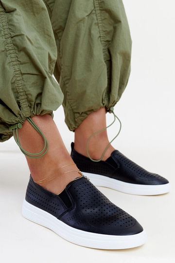 Mustad ažuursed slip-on tossud firmalt Dafina