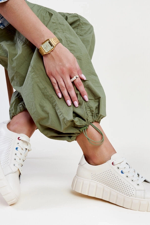 Beežid nahksnekaersid Zvonka Beežid nahksnekaersid Zvonka