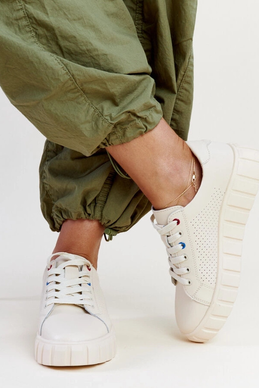 Beežid nahksnekaersid Zvonka Beežid nahksnekaersid Zvonka