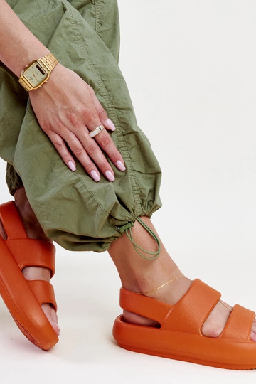 Attiana oranžid sandaalid 2