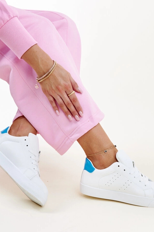 Valged ja sinised Akila tossud Valged ja sinised Akila tossud