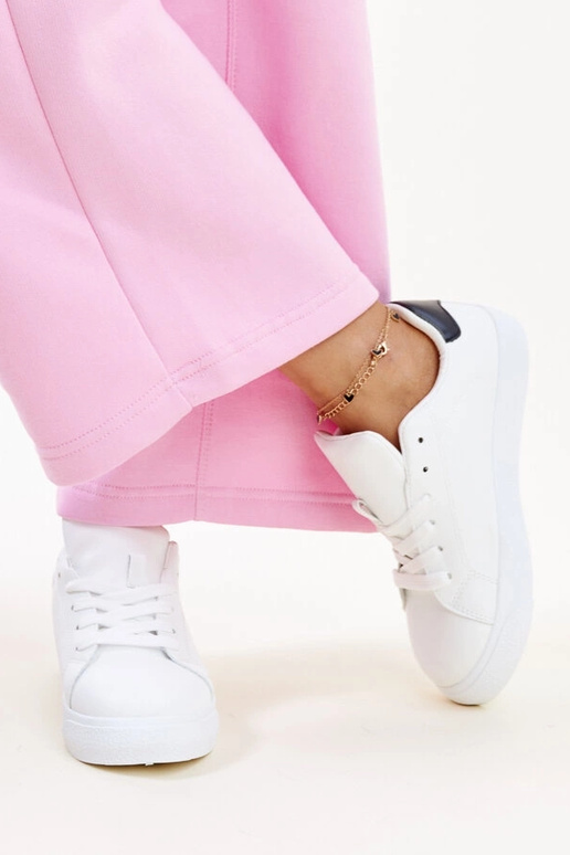 Akila mustad ja valged tossud Akila mustad ja valged tossud