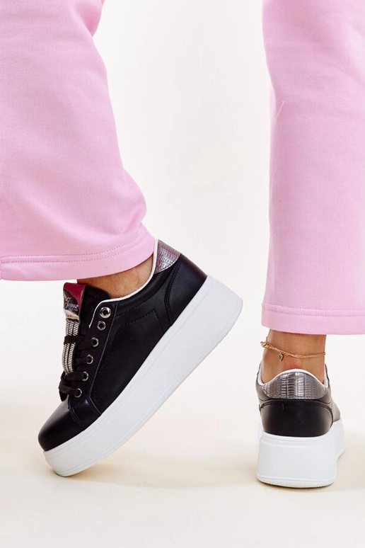 Maurizia mustad ja hõbedased...