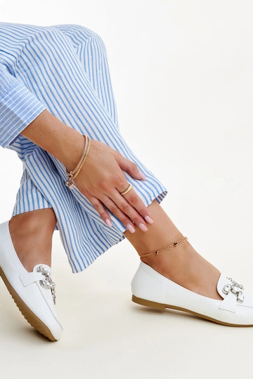 Valged tsirkooniumpandlaga... 2