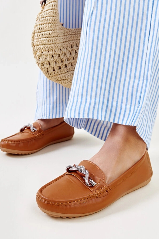 Pruunid mokassiinid, mis on...