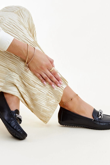 Mustad mokassiinid, mis on... 2