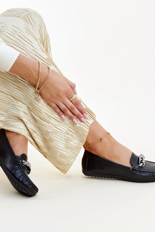 Mustad mokassiinid, mis on...