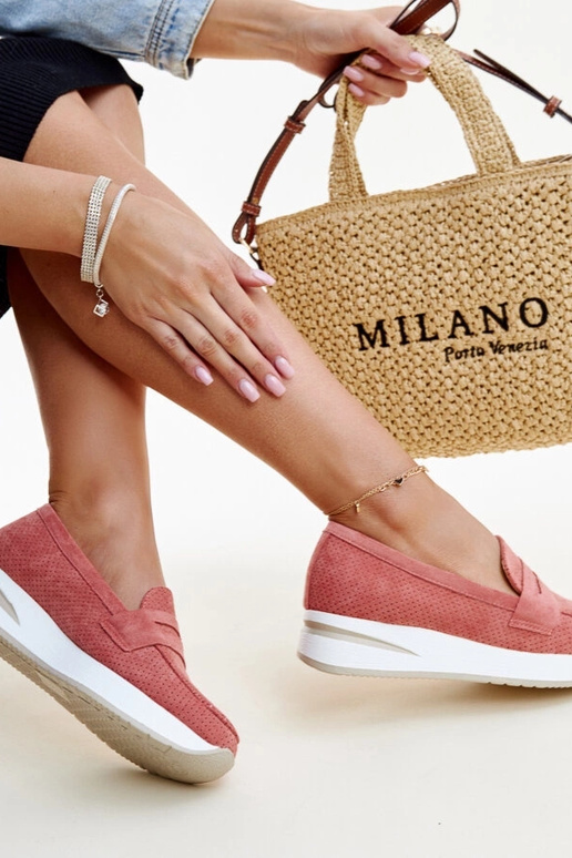 Roosad perforeeritud Muna kingad