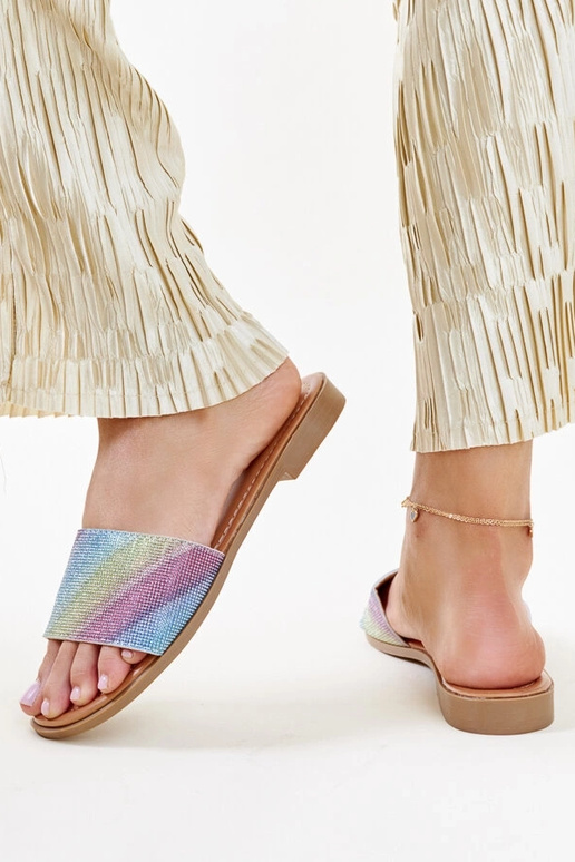 Anilsa mitmevärvilised läikivad plätud