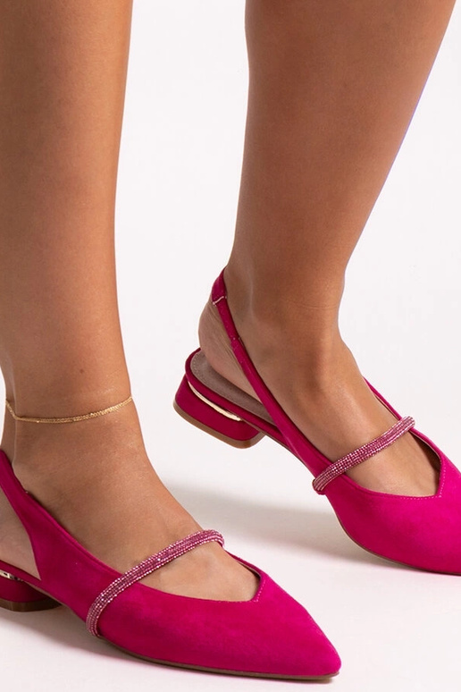 Tumeroosad baleriinid nahast...