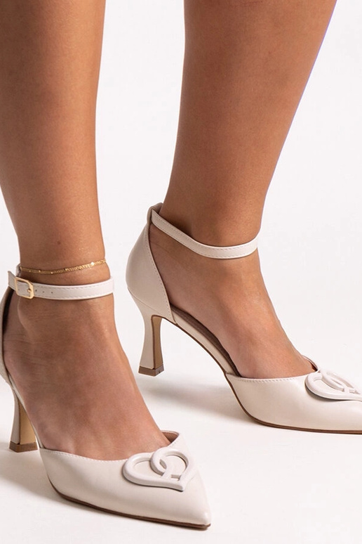 Pudeliotsad nahk sisetallaga madalal...