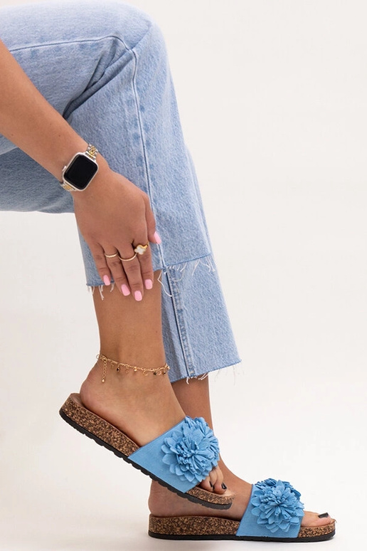 Almida korktalla lillelised plätud