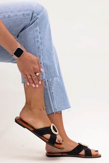 Mustad plätud, mis on... 2