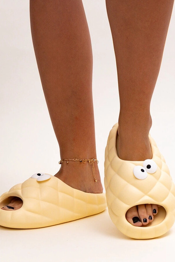 Beežid vahtplastist plätud...