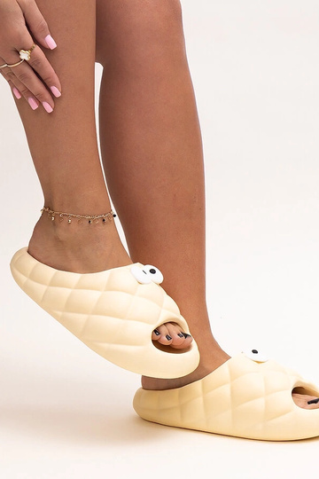 Beežid vahtplastist plätud... 2