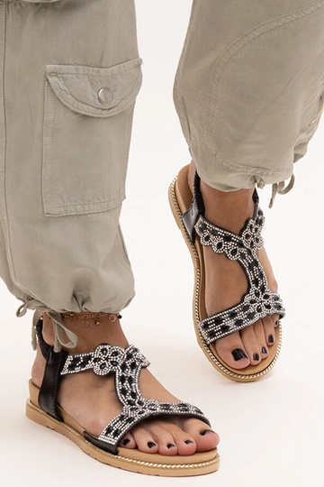 Shahida läikivad mustad... 2