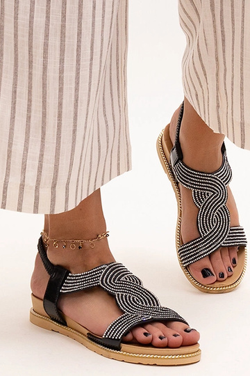 Mustad sandaalid, mis on... 2