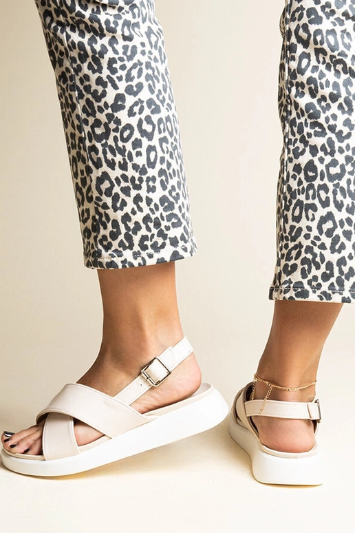 Beežid Burneti platvormiga sandaalid