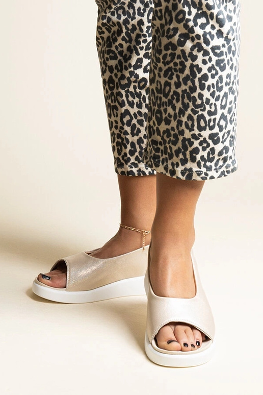 Taylaka Gold Glitter Slip-On sandaalid