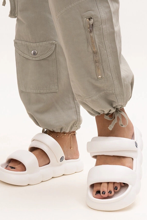 Azewda kerged ühevärvilised...