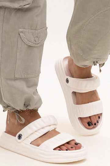 Coreia volditud valged... 2