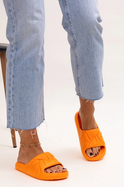 Oranžid Cunta vahtplastist plätud