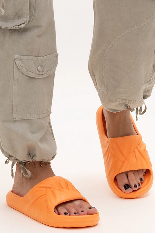 Oranžid Cunta vahtplastist plätud