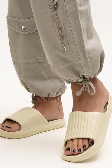 Gilly Green vahust plätud