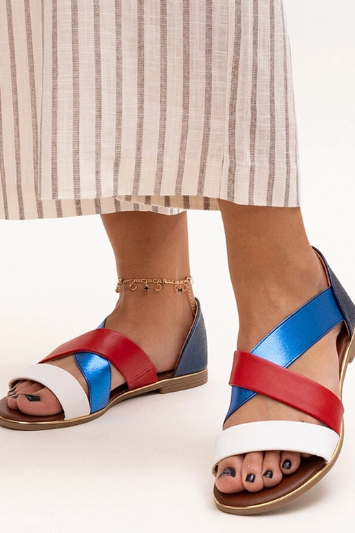 Massawa värvilised suletud kontsaga...