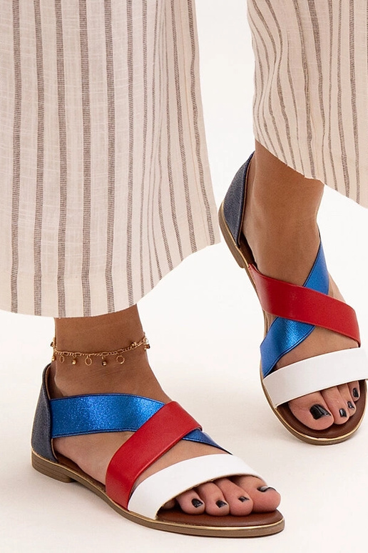 Massawa värvilised suletud kontsaga...