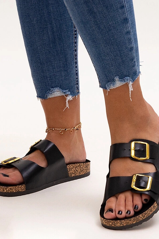 Mustad klapid korkpõhjal Oline