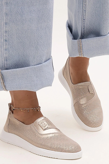 Ethelsi kullast... 2