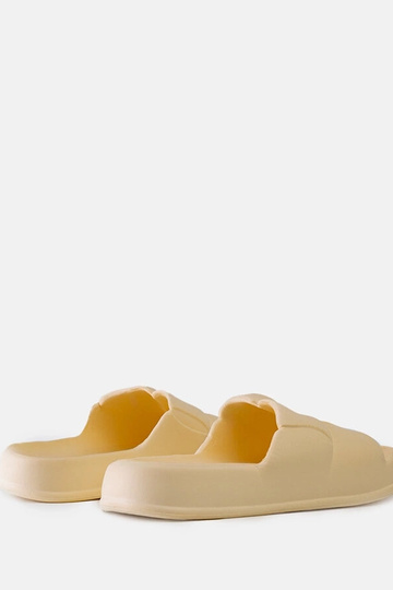 Beežist poroloonist sussid... 2