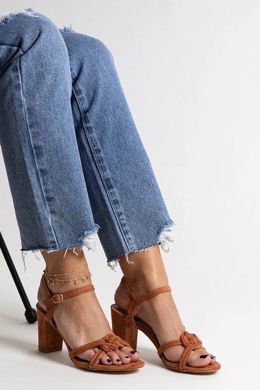 Pruunid Shama plokk-kontsa sandaalid