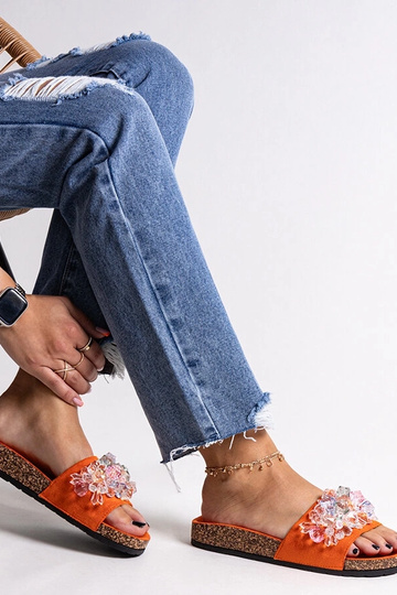 Negistina kividega... 2