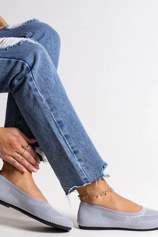 Hallist kangast balletikorterid Yafia