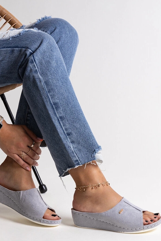 Hallid kiilsandaalid Semretana