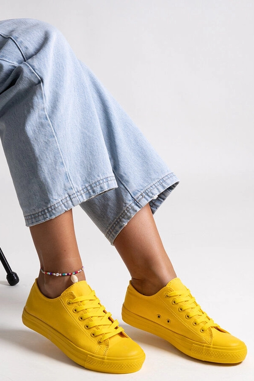 Kollased klassikalised Nudari tossud