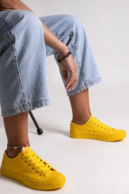 Kollased klassikalised Nudari tossud