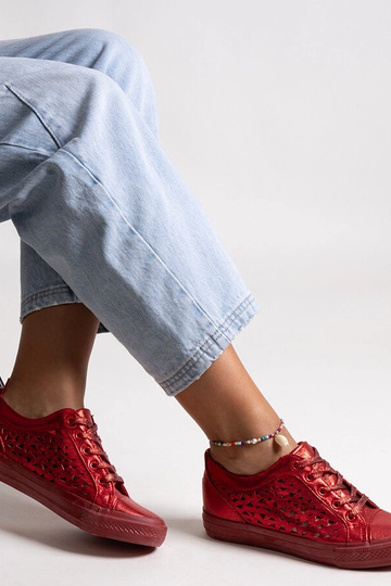 Punased ažuursed Safune tossud