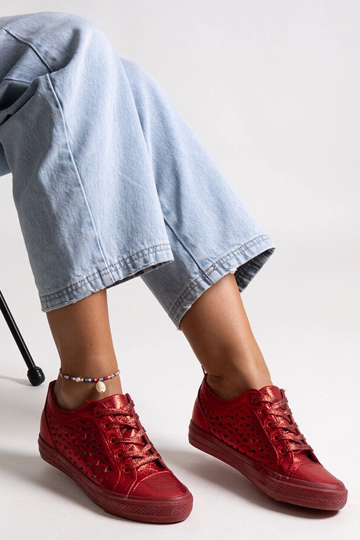 Punased ažuursed Safune tossud