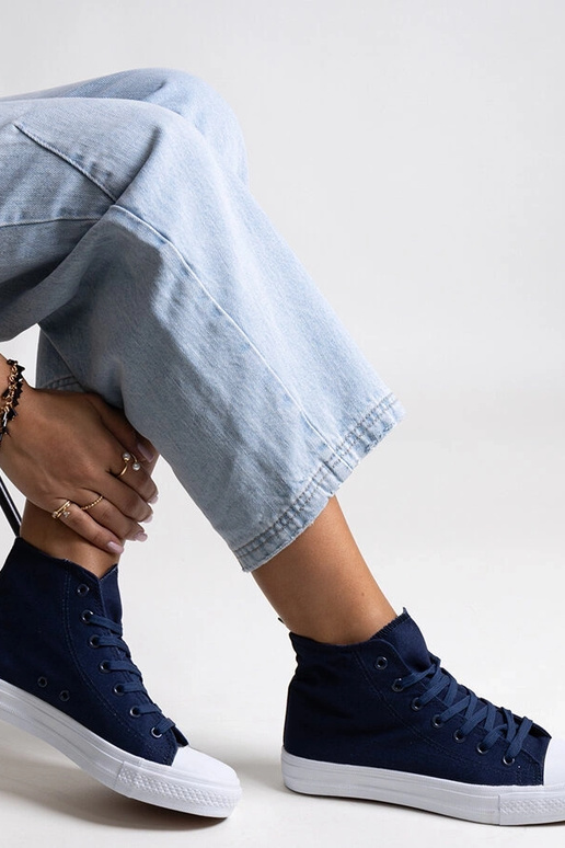 Ghanem merevärvi kõrged tossud