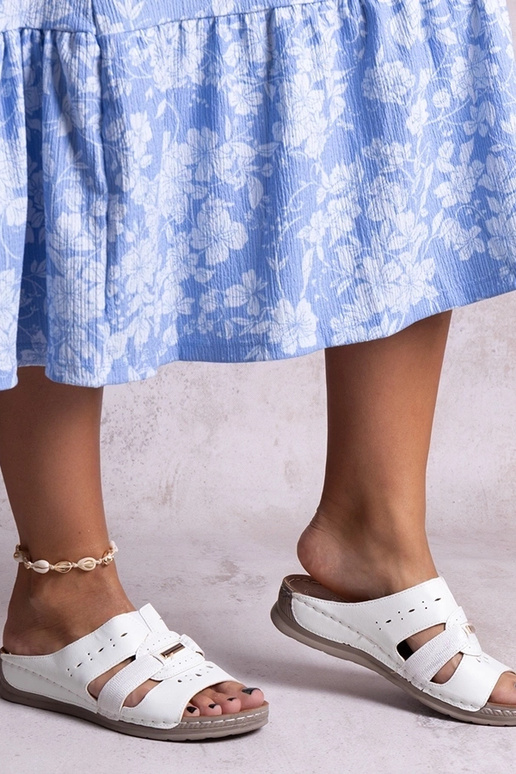 Karime klassikalised valged plätud