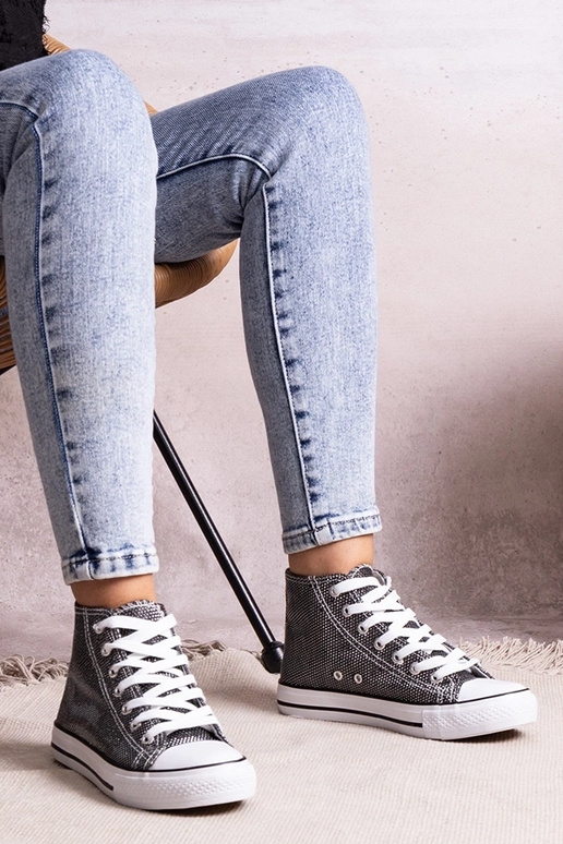 Ranifali mustad kõrged tossud...