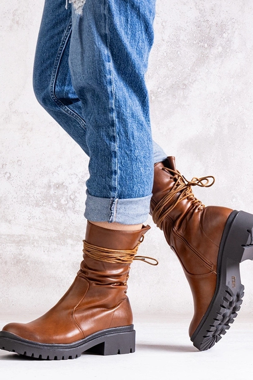 Pruunid saapad öko-nahast Sahera